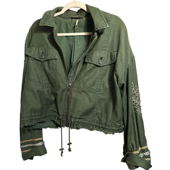 Free People Extreme Cropped‎ Military Green Embroidered Jacket Size M - Picture 1 of 4
